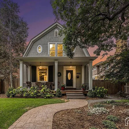 Villa Secret Garden Retreat In Park Hill
